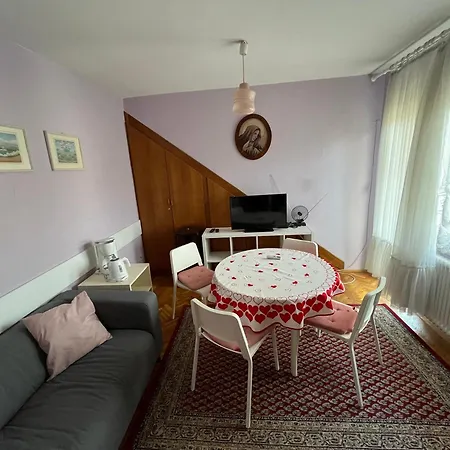 Apartment Dudu
